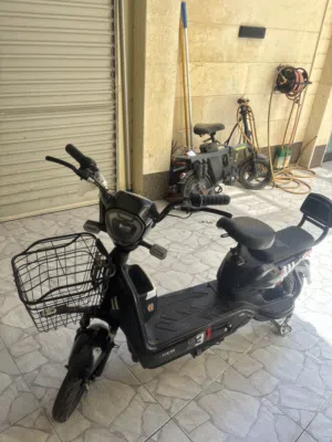 سكوتر بحاله جيده للبيع اب 70