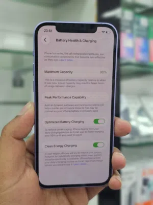 Used iPhone 12 in Oman 128GB Rom 90+ Battery Health