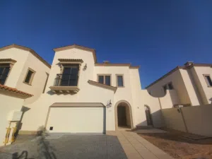 Luxury villa for rent in Shakhbout City, Bloom Complex