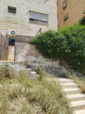 منزل للبيع اربع غرف ومطبخ وحمام