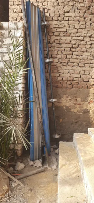 باب صاح جديد لم يستعمل قط  للاستعلام الاتصال علي  واتس الباب 3,5x3,7