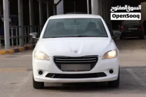 بيجو 301 موديل 2014 لون ابيض جير عادي مكيف حامي بارد