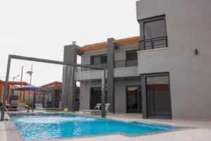 فيلا فخمه في بوابه اريحا السياحيه