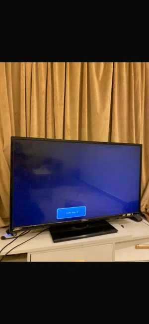 شاشة للبيع نظيفه