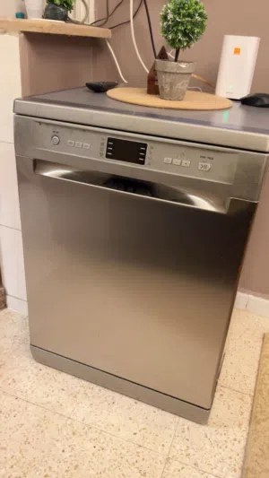 جلاية صحون اريستون