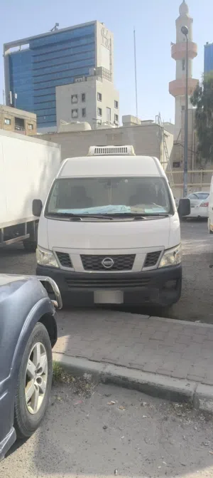 عدد 2 باص للبيع 2015/2016