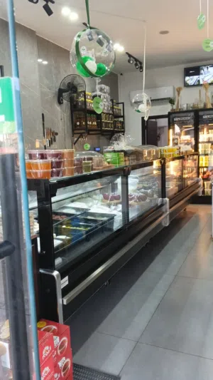 فرصه استثماريه للبيع محل كامل متكامل سوبر ماركت والبان واجبان الموقع الممتاز