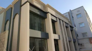 مبنى تجاري مميز للإيجار بالكامل في الخوض Prime Commercial Building for Rent in Al Khoud