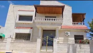 فيلا مطله ومستقله في شفا بدران مرج الاجرب للبيع - مع/بدون اثاث من المالك مباشرة