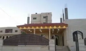تركيب وصيانة القرميد واستبدال الحب المكسور اقوى العروض على تركيب القرميد
