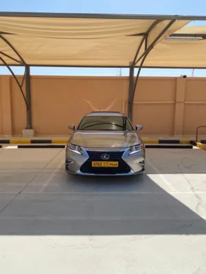 لكزس ES350 للبيع