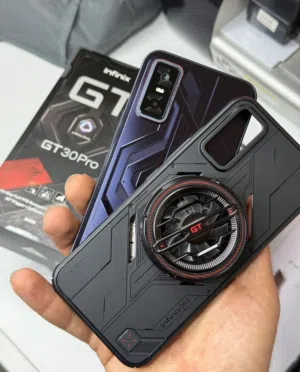 انفينيكس GT 30 PRO مستعمل مع الكرتونة 256 و 512 جيجا 16  و 24  رام متوفر خدمة التوصيل