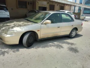 بيع سريعه هوندا اكورد فل ابوشن 2002 بدون اي ملاحظات  الرفاع