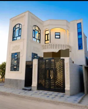 14 m2 4 Bedrooms Villa for Sale in Sana'a Ar Rawdah