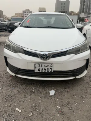 تويوتا كورولا 2018 بحالة ممتازة و 1600 CC