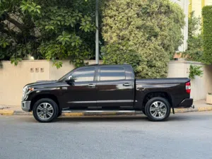 Used Toyota Tundra in Tripoli