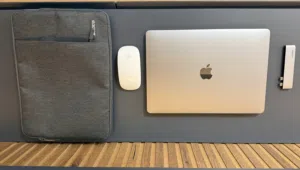MacBook Air M1 (512GB) - نسخة خاصة مع ماجيك ماوس و Hub و حقيبة