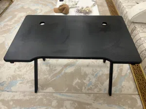 طاوله قيمينق للبيع