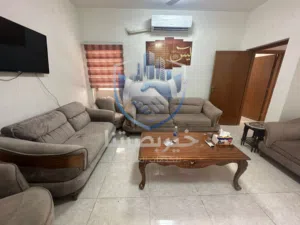 شقة سكنية مؤثثة للإيجار/مجمع الامل (1) السكني
