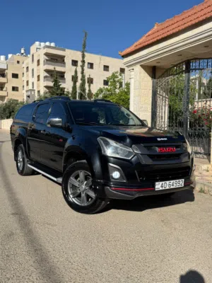 أفلح من صلى على النبي... بكم ايسوزو ديماكس GT 2014 بحال الوكالة للبيع فحص كامل كررررررت ابيض