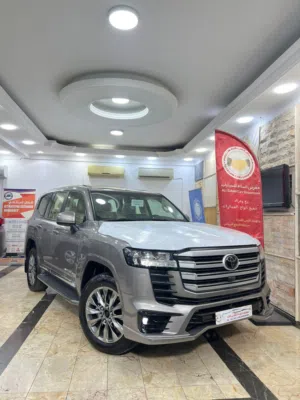 New Toyota Land Cruiser in Muscat