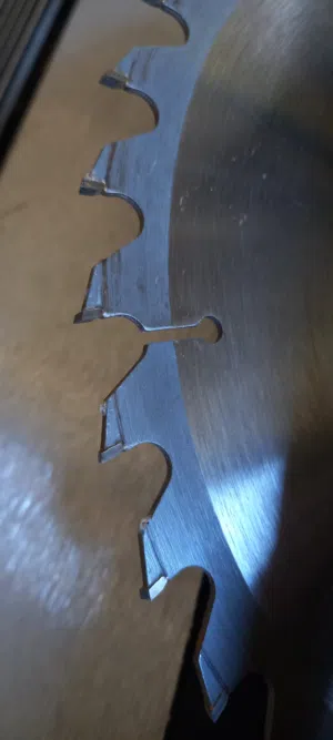 منشار طاولة CROWN TABLESAW