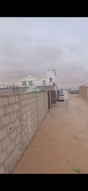 Residential . 300 m2 . Agent0