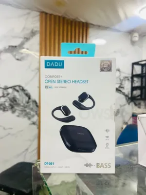 سماعه Dadu ماركه مايك قابل للعزل وواضح صوت نقي جدا ويوجد للسماعه تمديده لكي تتثبت بلاذن ولا توقع
