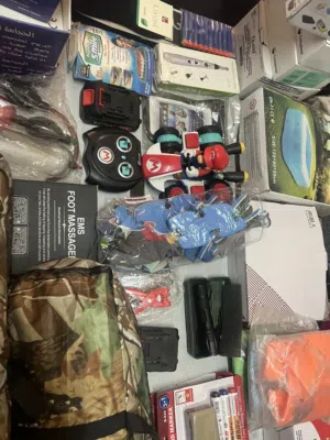 تصفية محل بضاعه عينات كلهم 200 قطعه ب1000 دينار اللي مهتم يتواصل معي