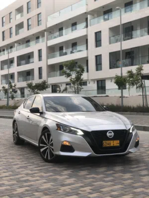 Used Nissan Altima in Muscat