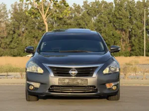 2015 Nissan Altima, imported, full option, original airbags, in excellent condition.