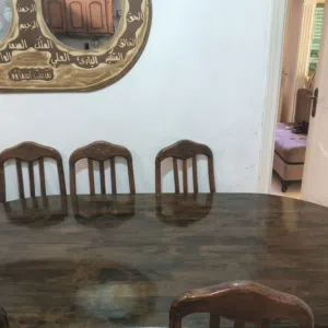 طاولة سفرة ماليزي