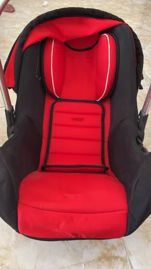 كرسي بيبي للبيع