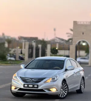 Used Hyundai Sonata in Tripoli