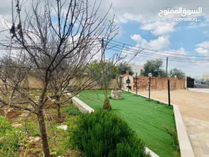 فيلا للبيع  مساحتها 600 متر اربد ( أبان )