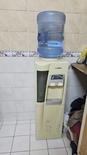 للبيع كولر ماء بارد