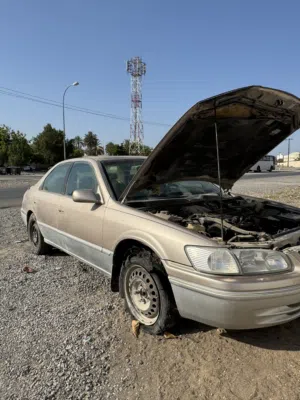 كامري موديل 2000 قطع غيار فقط
