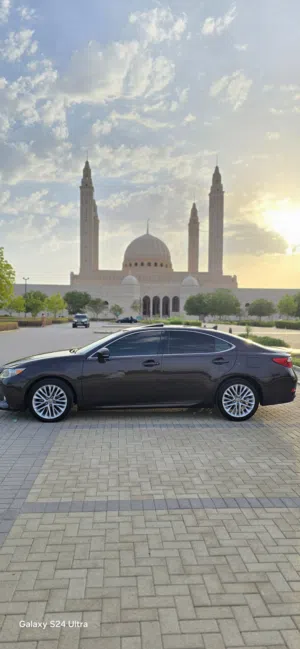 Used Lexus ES in Al Dakhiliya