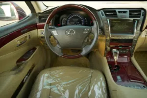 Used Lexus LS in Muscat