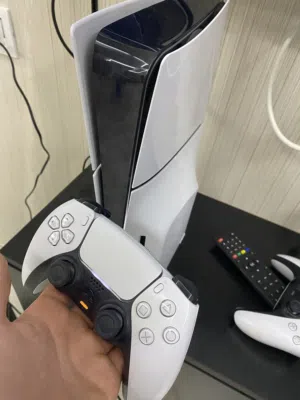 بلايستيشن فايف للبيع