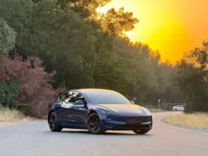 TESLA MODEL 3 PERFORMANCE GCC 2024 Service history (under warranty till