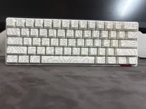 كيبورد ميكانيكي 60% ابيض