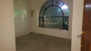 8 m2 5 Bedrooms Apartments for Rent in Sana'a Asr
