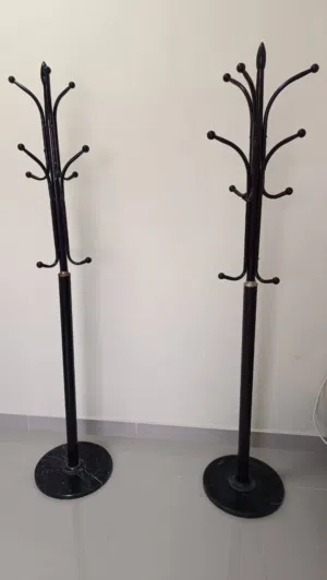 ستاند تعليق الملابس