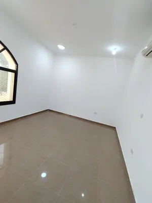 5 Bedrooms . Unfurnished . Yearly1