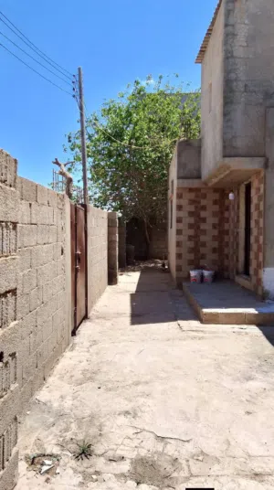 منزل للبيع في بوصنيب مكان راقي وهادي واستلام فورى