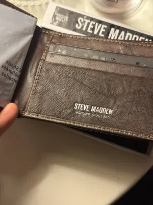 محفظة ستيف مادن رجالية باللون البني steve madden mens wallet brown