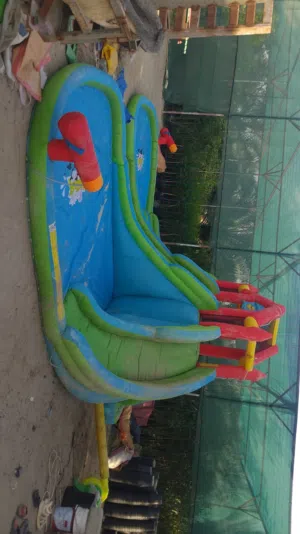 للبيع عدد 2نطاطيه مائيه اكو بارك على السوم