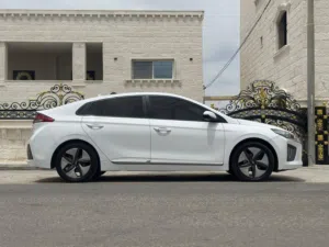 Used Hyundai Ioniq in Irbid