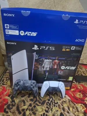 PS5 slim 2 controllers